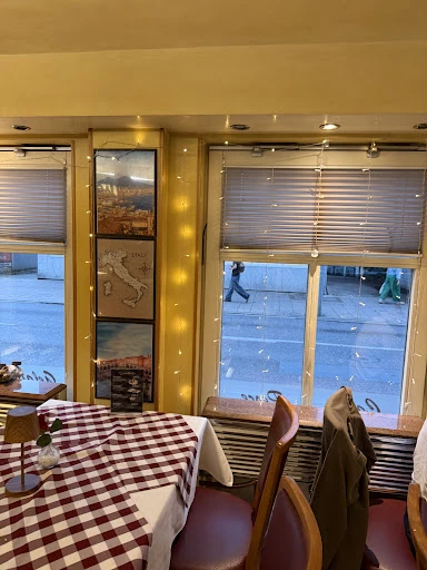 Pizzeria "La Perla"